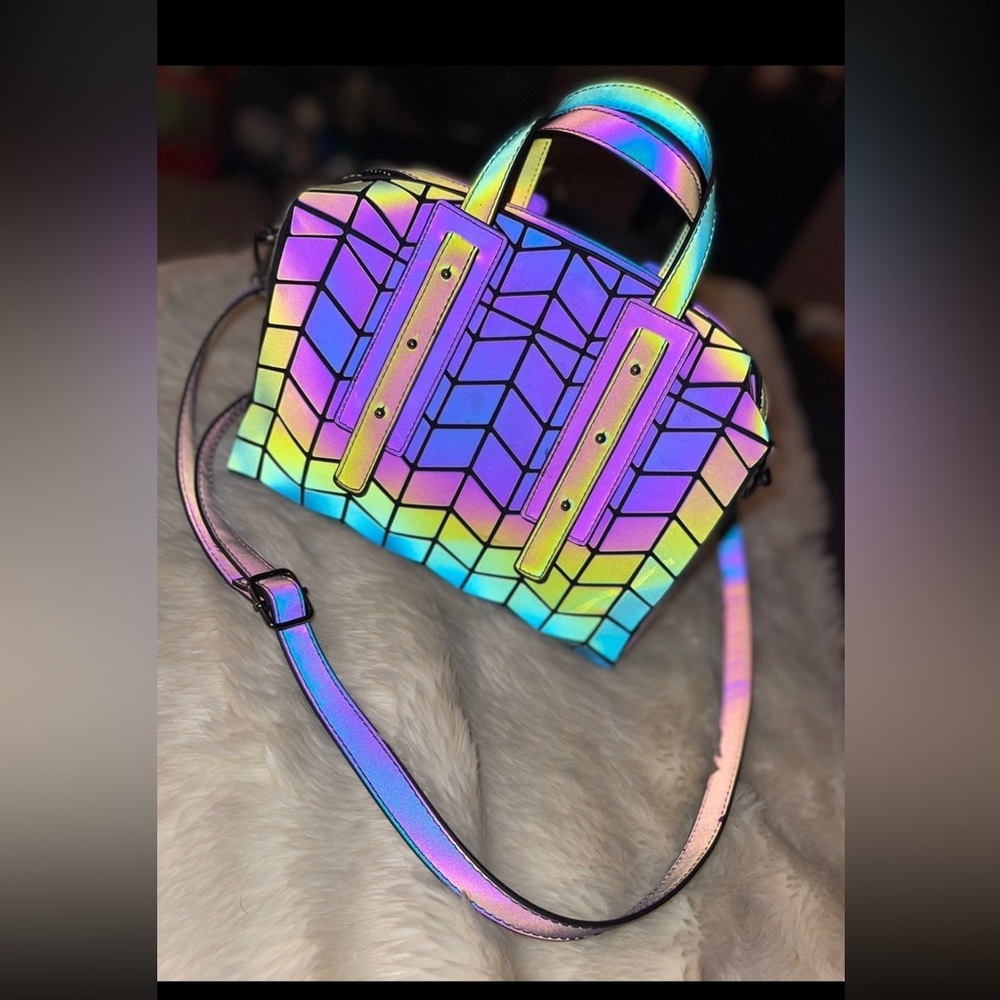 Reflective purse